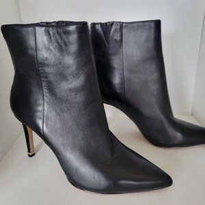 Katherine Kelly Black Ankle Boot Size 7.5 Rosie